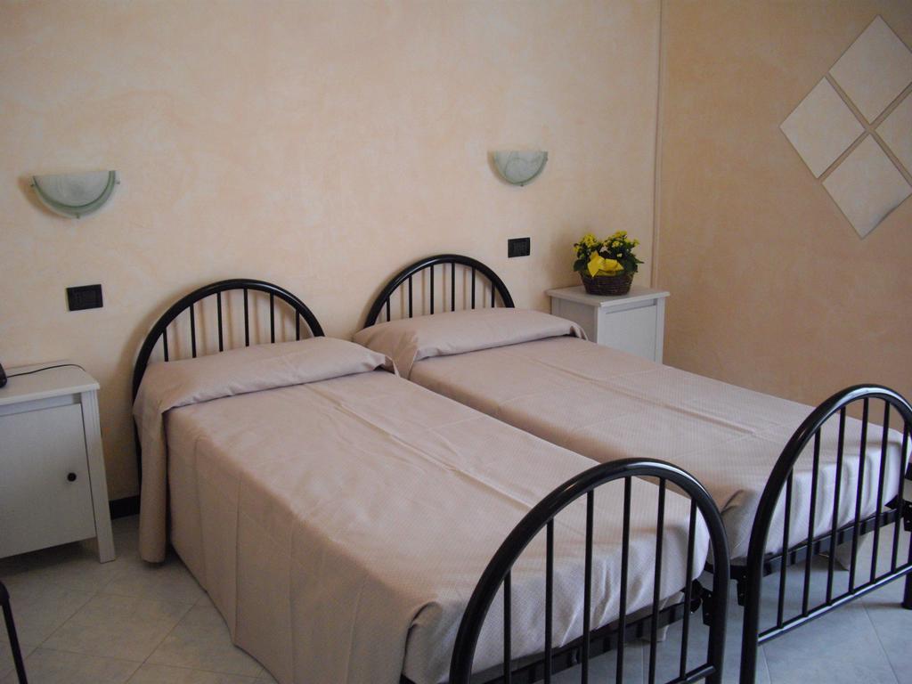 Residenza Hotel Garden Toscolano Maderno Extérieur photo